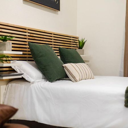Central Studio Apartment Малага Екстериор снимка