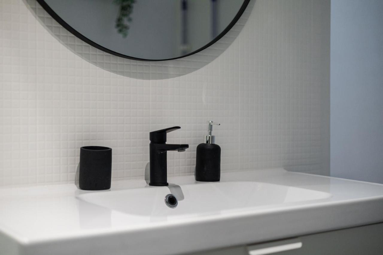 Central Studio Apartment Малага Екстериор снимка