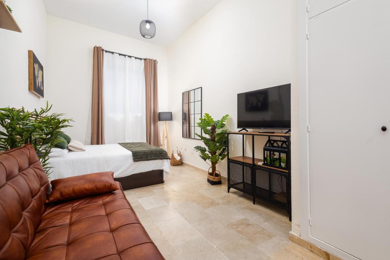 Central Studio Apartment Малага Екстериор снимка