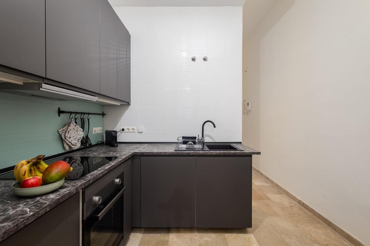 Central Studio Apartment Малага Екстериор снимка