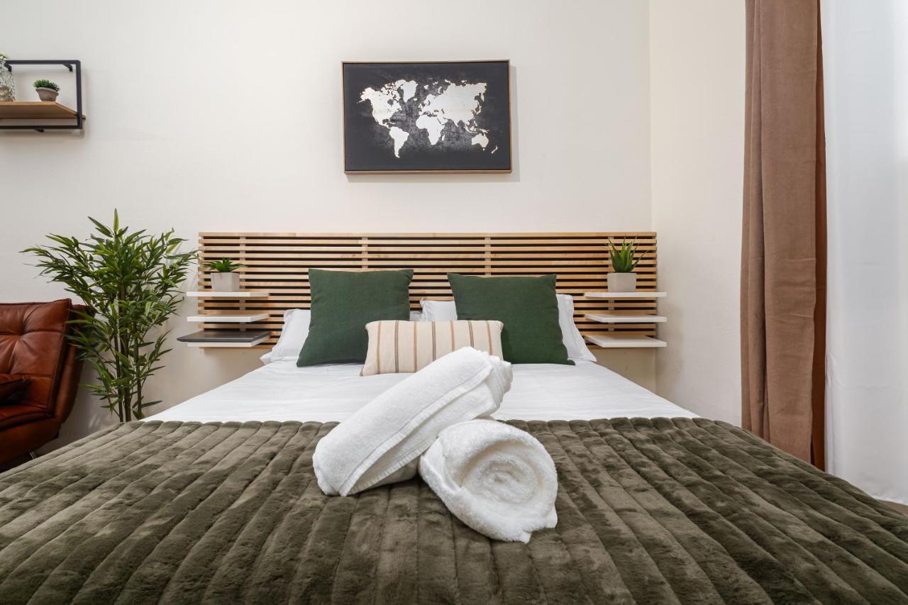 Central Studio Apartment Малага Екстериор снимка